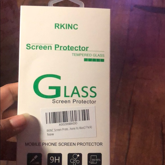 iPhone XS Max’s - Picture 1 of 2